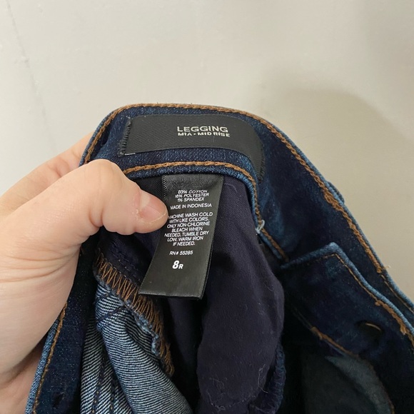 Express Jeans Women’s Size 8R Mia Legging Mid Rise Skinny Jean Dark Wash Jegging - Picture 8 of 9